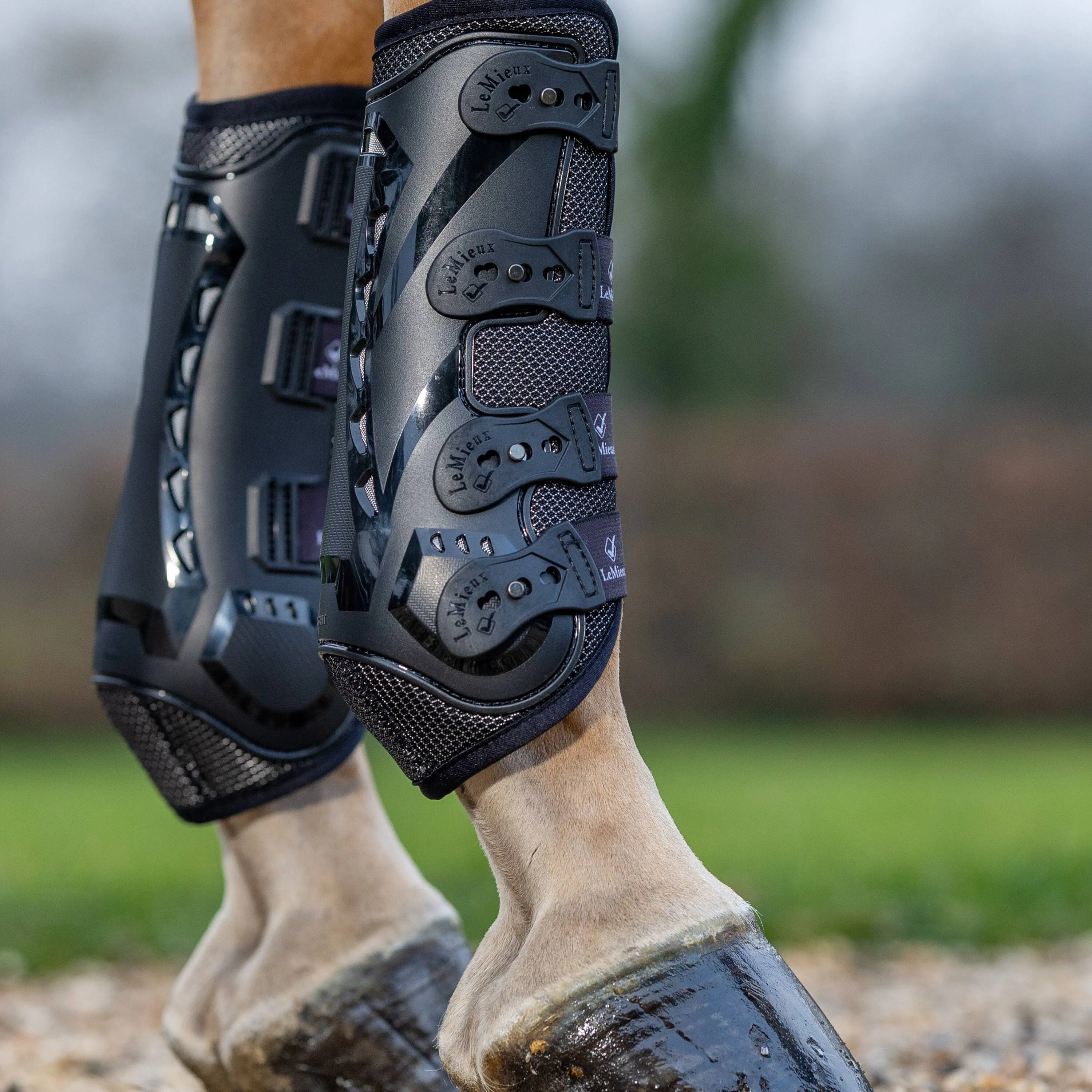 LeMieux Ultra Mesh Snug Boots