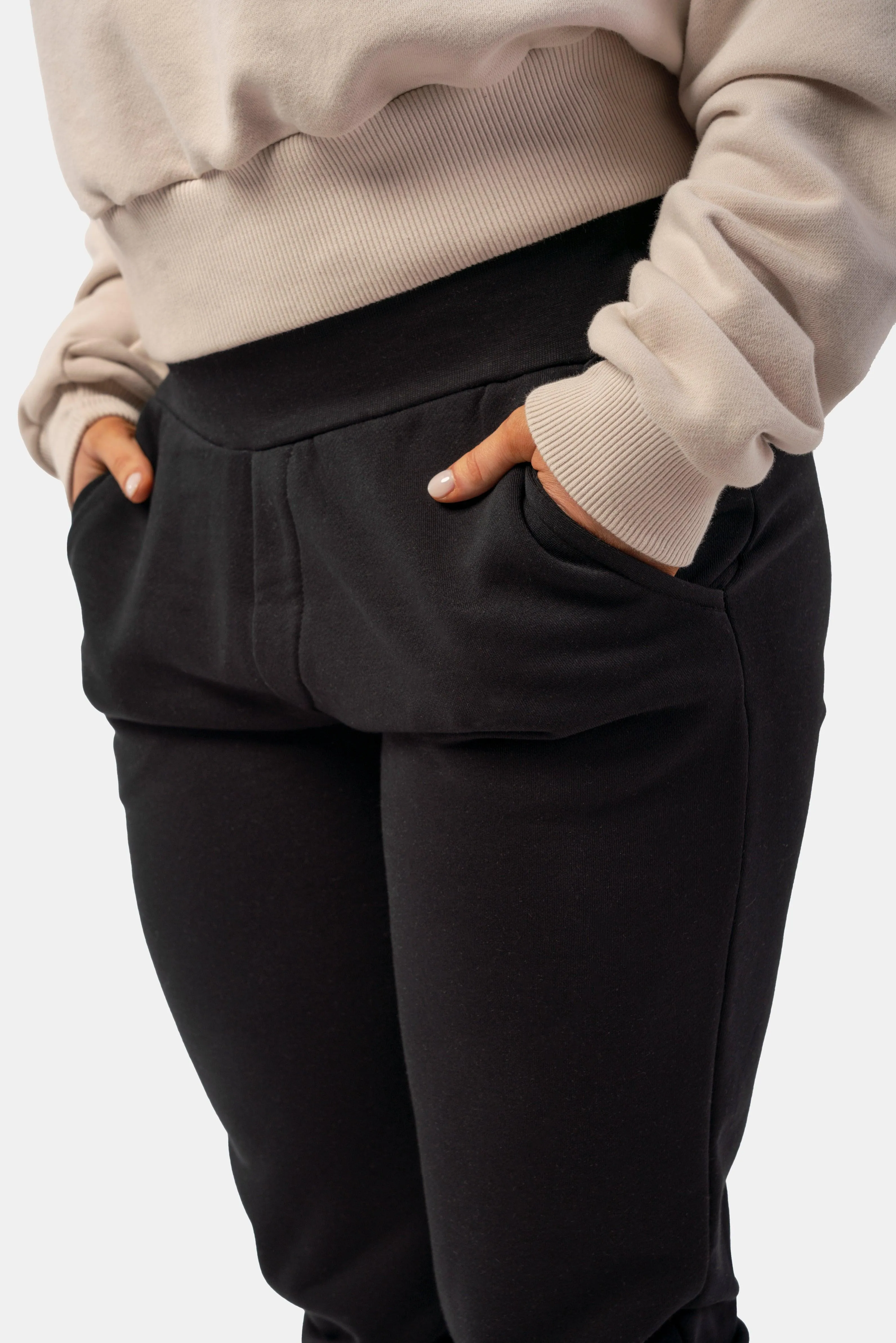 NEBBIA High-Waist Loose Fit Sweatpants "Feeling Good"