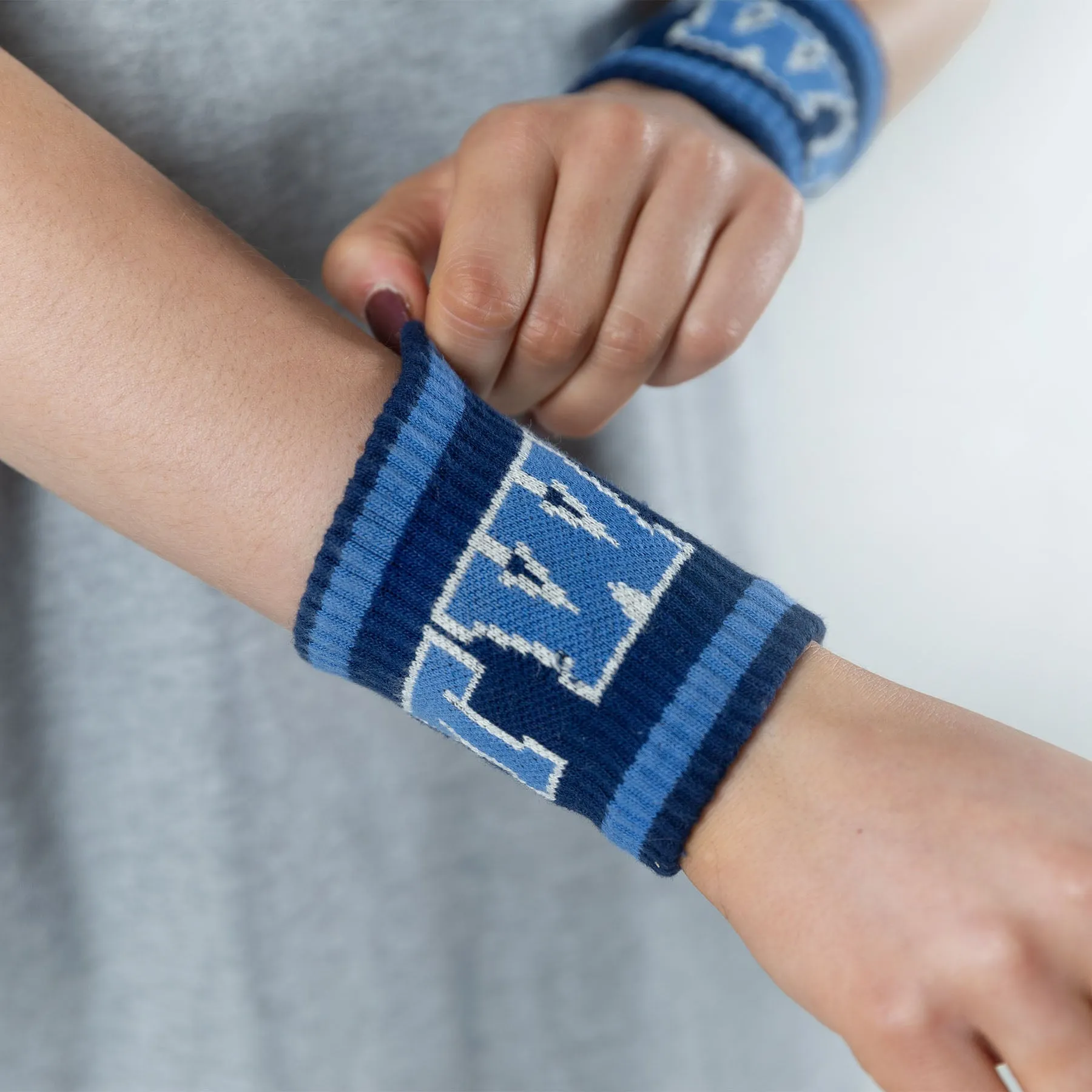 TWL - EVERYDAY KNITTED WRISTBANDS - VARSITY/NAVY - PAIR