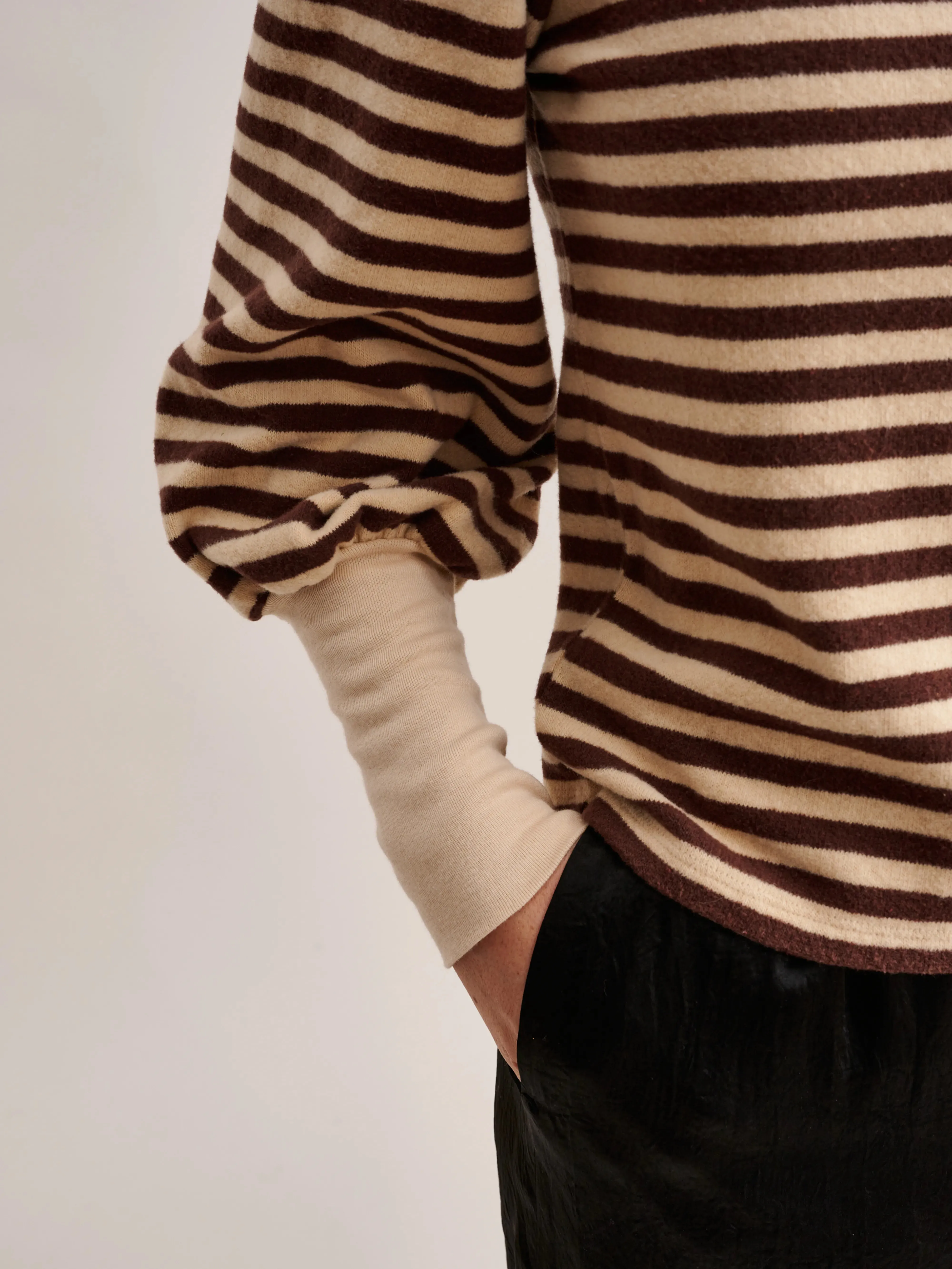Vidoum T-Shirt (232 / W / STRIPE A)